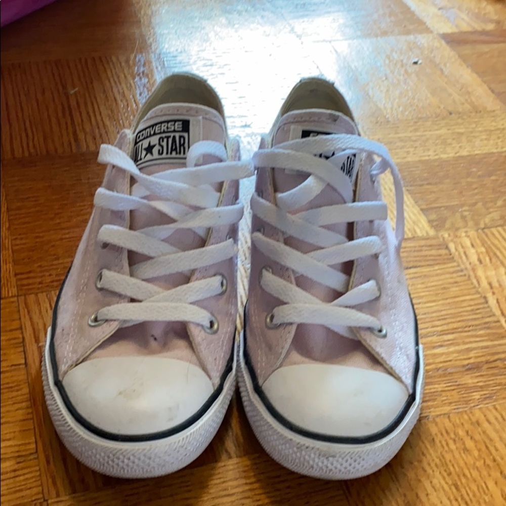 Pink converse gently used